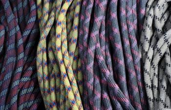 Climbing cordelette tips